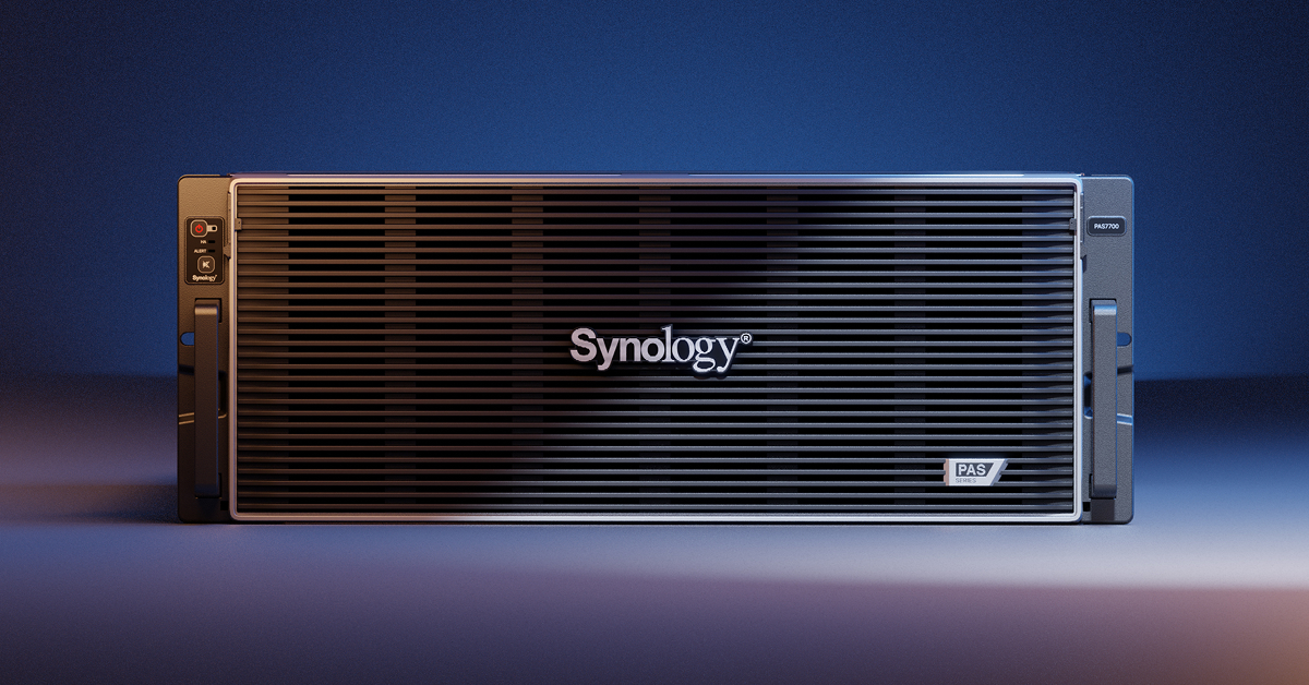 Synology PAS7700 – widok frontu